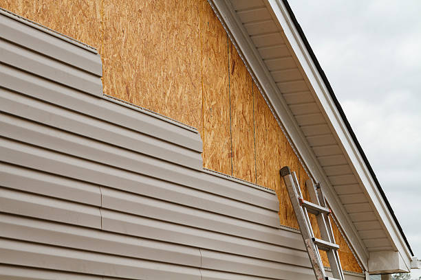 24/7 Emergency Vinyl Siding experts in Allston, MA